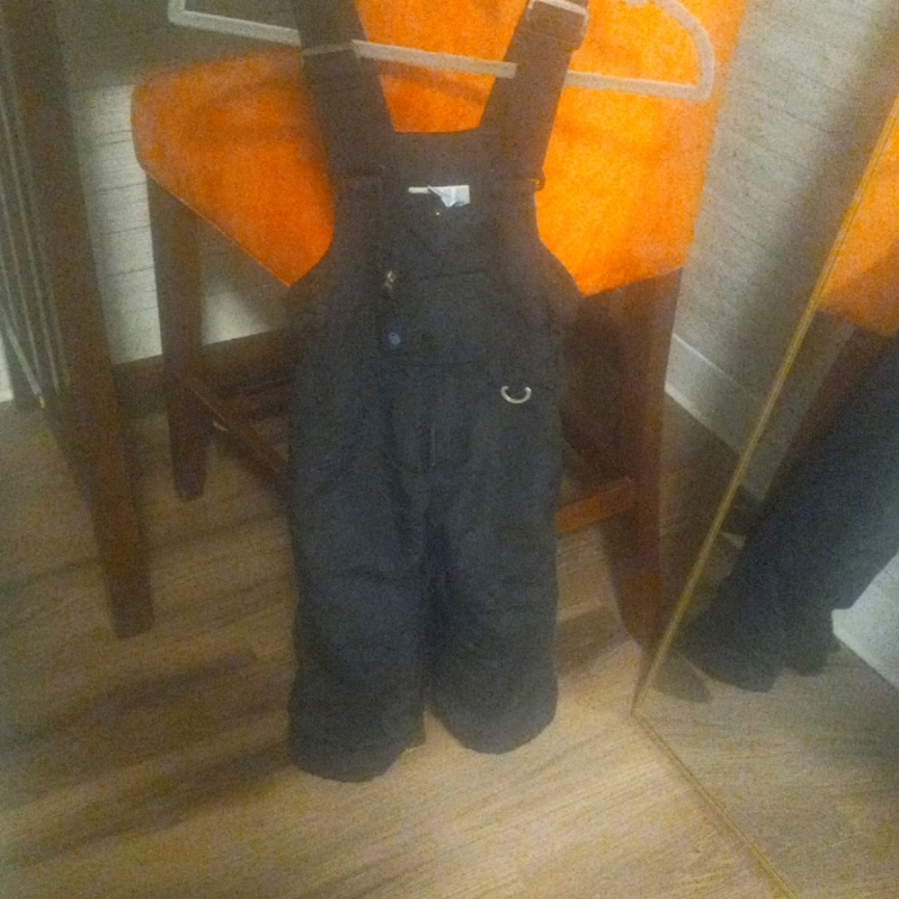 Snow suit